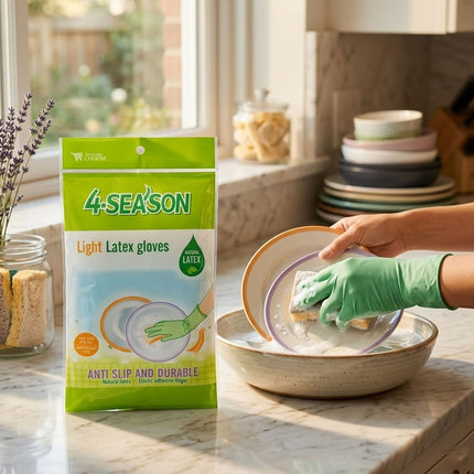 4-Season light latex gloves packaging with a person washing dishes in the background