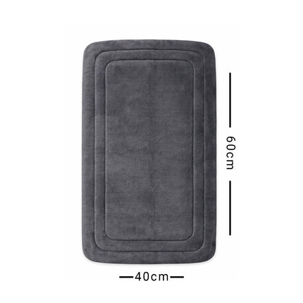 Gray bath mat with dimensions on a white background